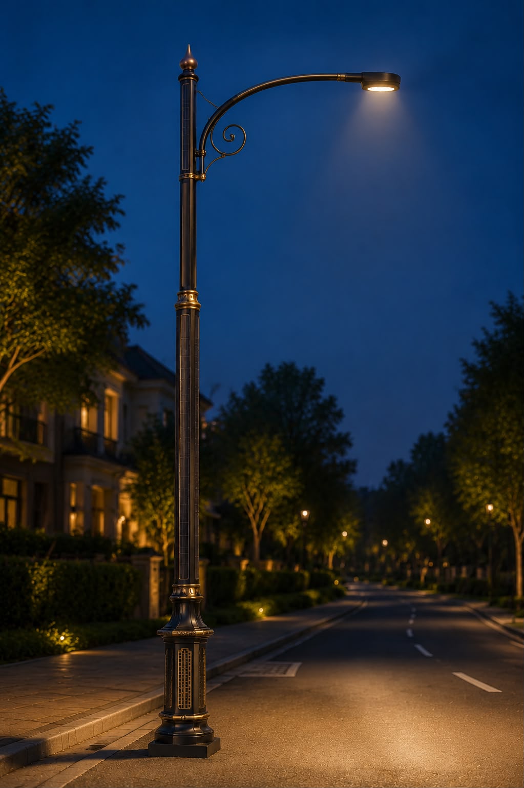 LYRA™ smart solar pole